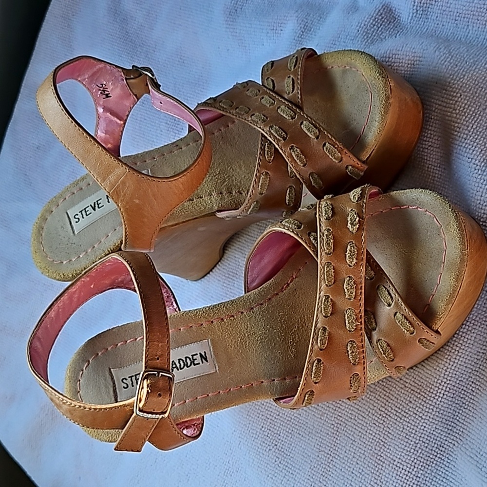Steve Madden Wooden Wedge Leather Sandals